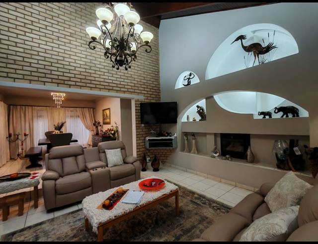 3 BEDROOM HOUSE FOR SALE IN ARCON PARK